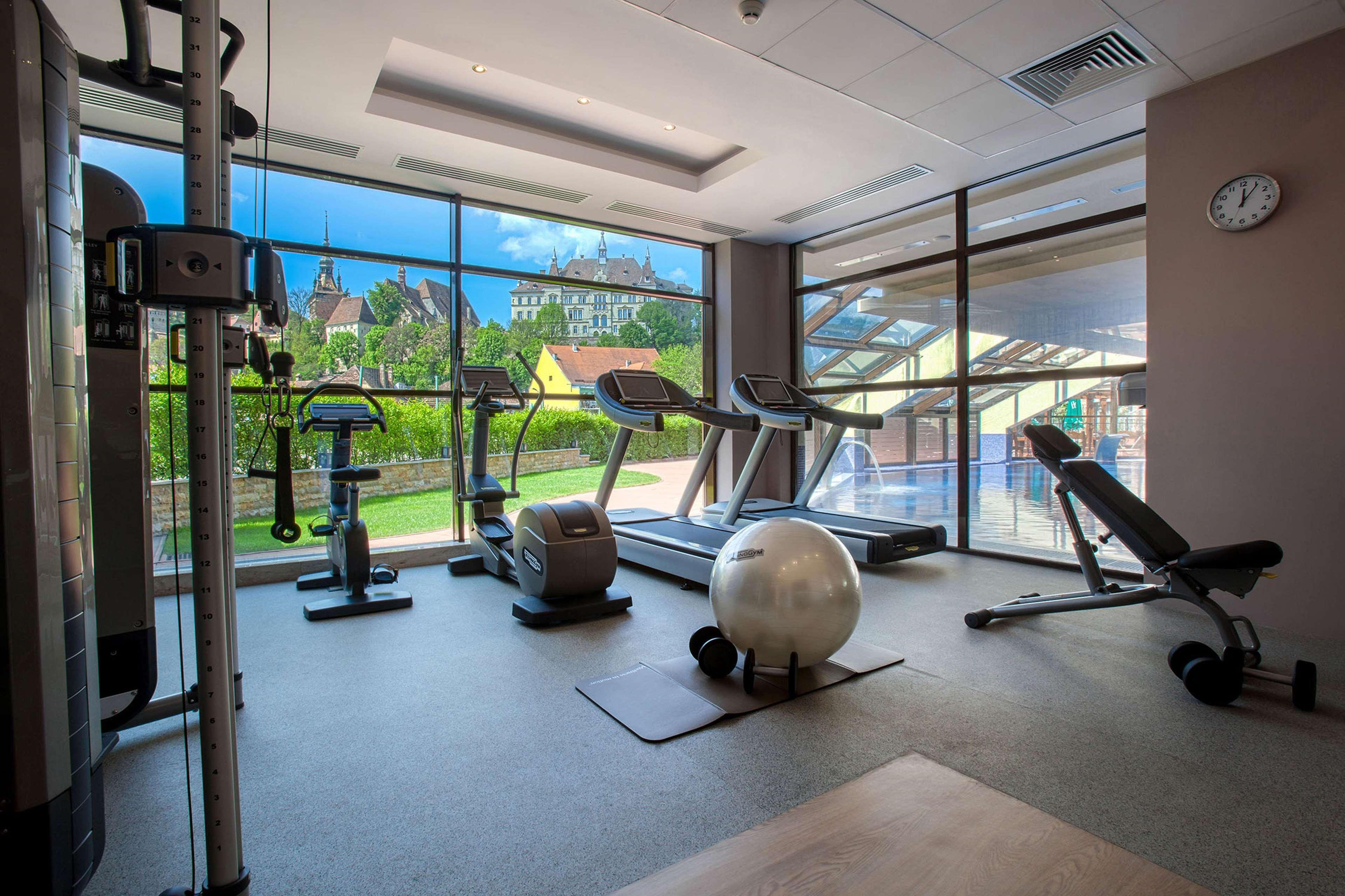 Doubletree By Hilton Hotel Sighisoara - Cavaler Екстер'єр фото