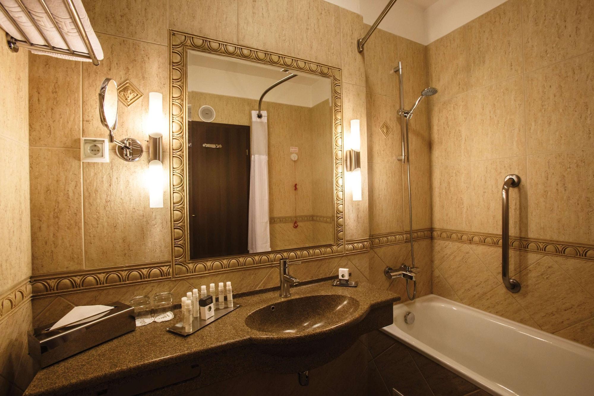 Doubletree By Hilton Hotel Sighisoara - Cavaler Екстер'єр фото