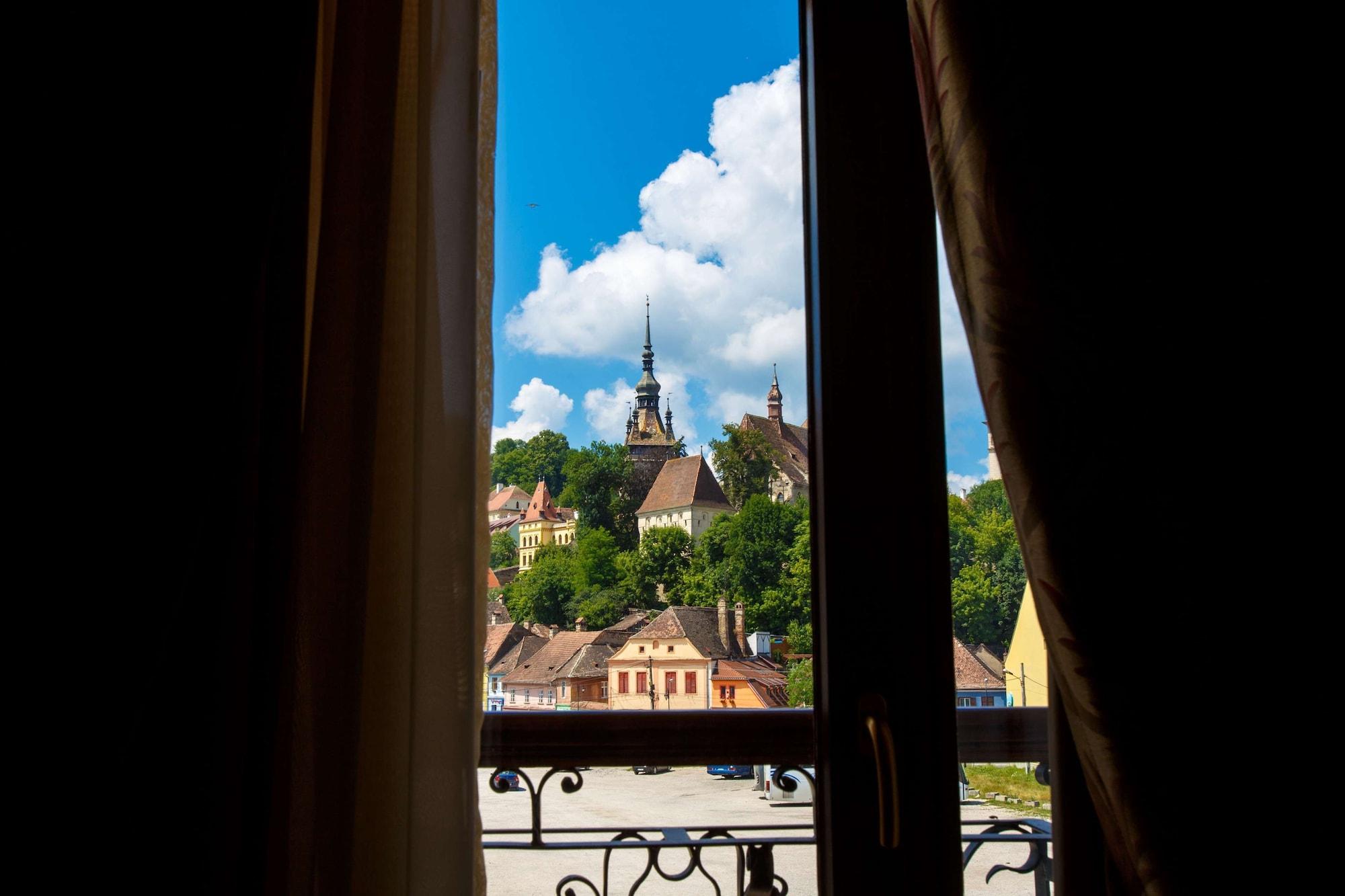 Doubletree By Hilton Hotel Sighisoara - Cavaler Екстер'єр фото