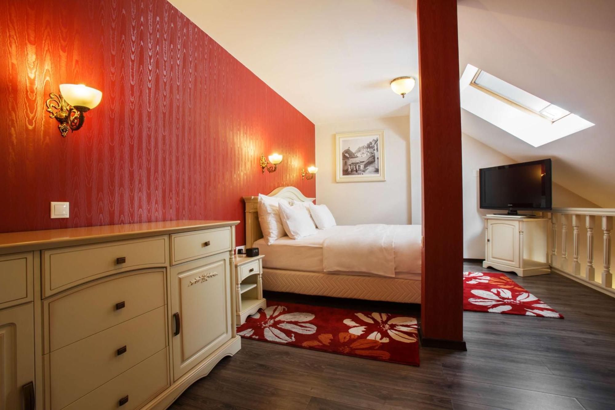 Doubletree By Hilton Hotel Sighisoara - Cavaler Екстер'єр фото