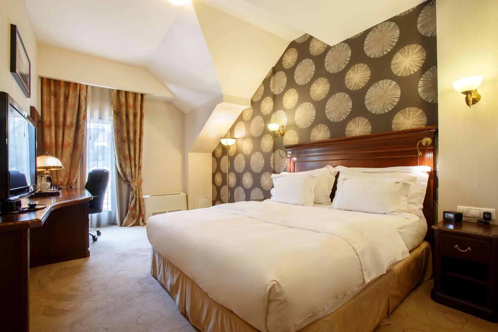 Doubletree By Hilton Hotel Sighisoara - Cavaler Екстер'єр фото