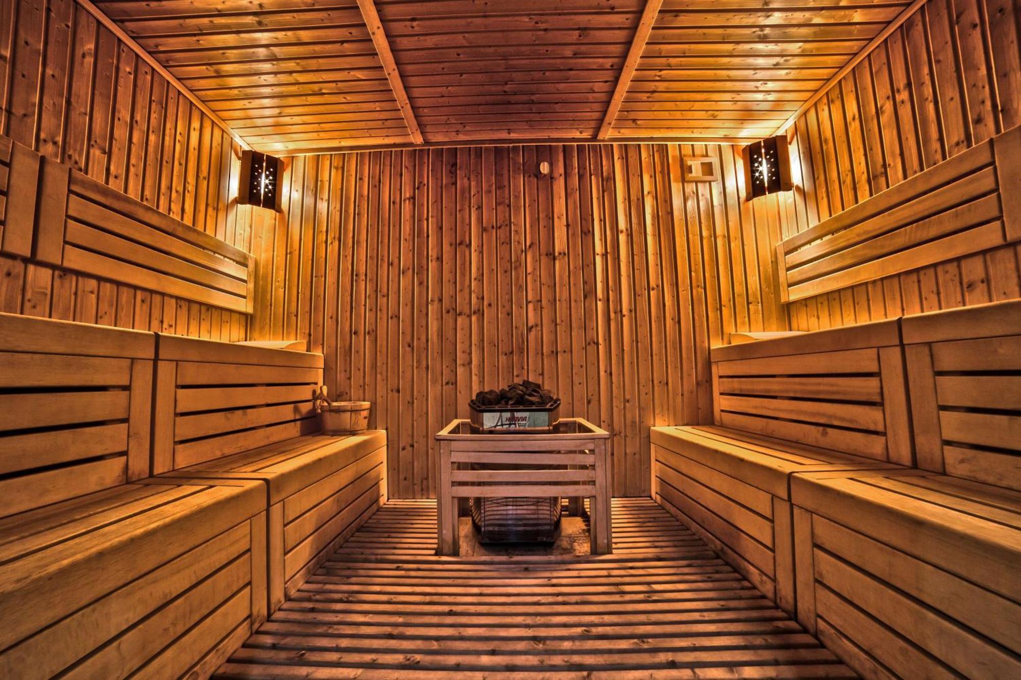 Doubletree By Hilton Hotel Sighisoara - Cavaler Екстер'єр фото