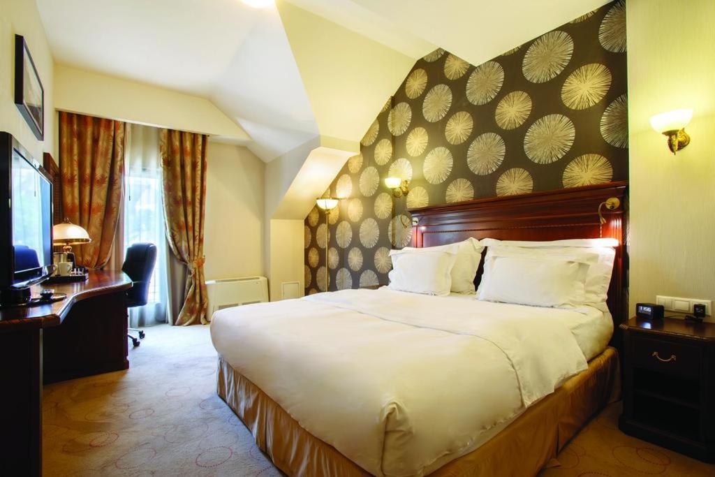 Doubletree By Hilton Hotel Sighisoara - Cavaler Екстер'єр фото